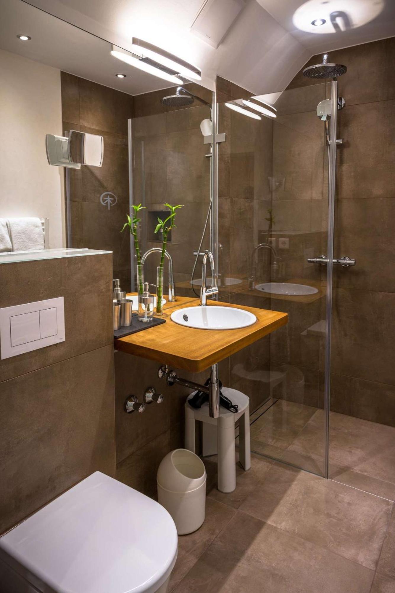 Standard Single Room,1643759434:JPEG