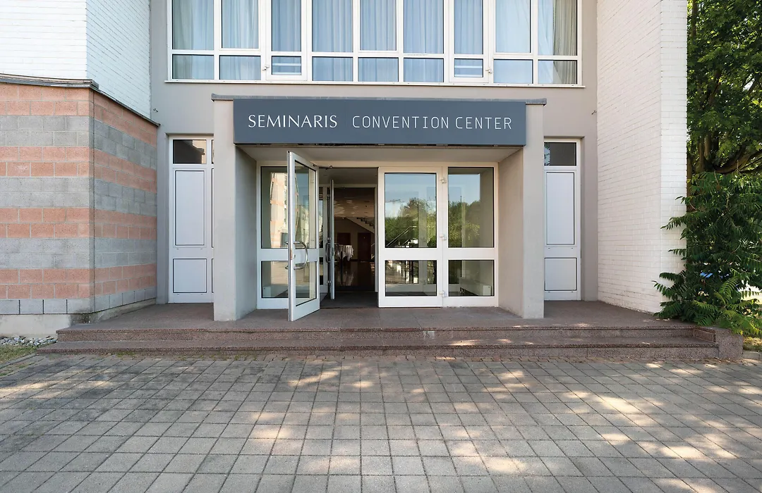 Seminaris Hotel Nürnberg-1